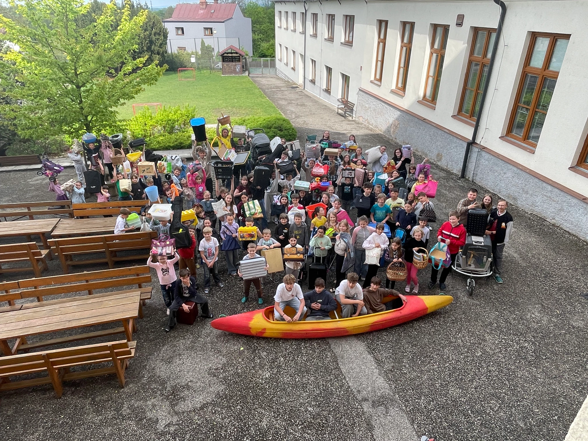 Opět po roce se konal Den bez batohů.
