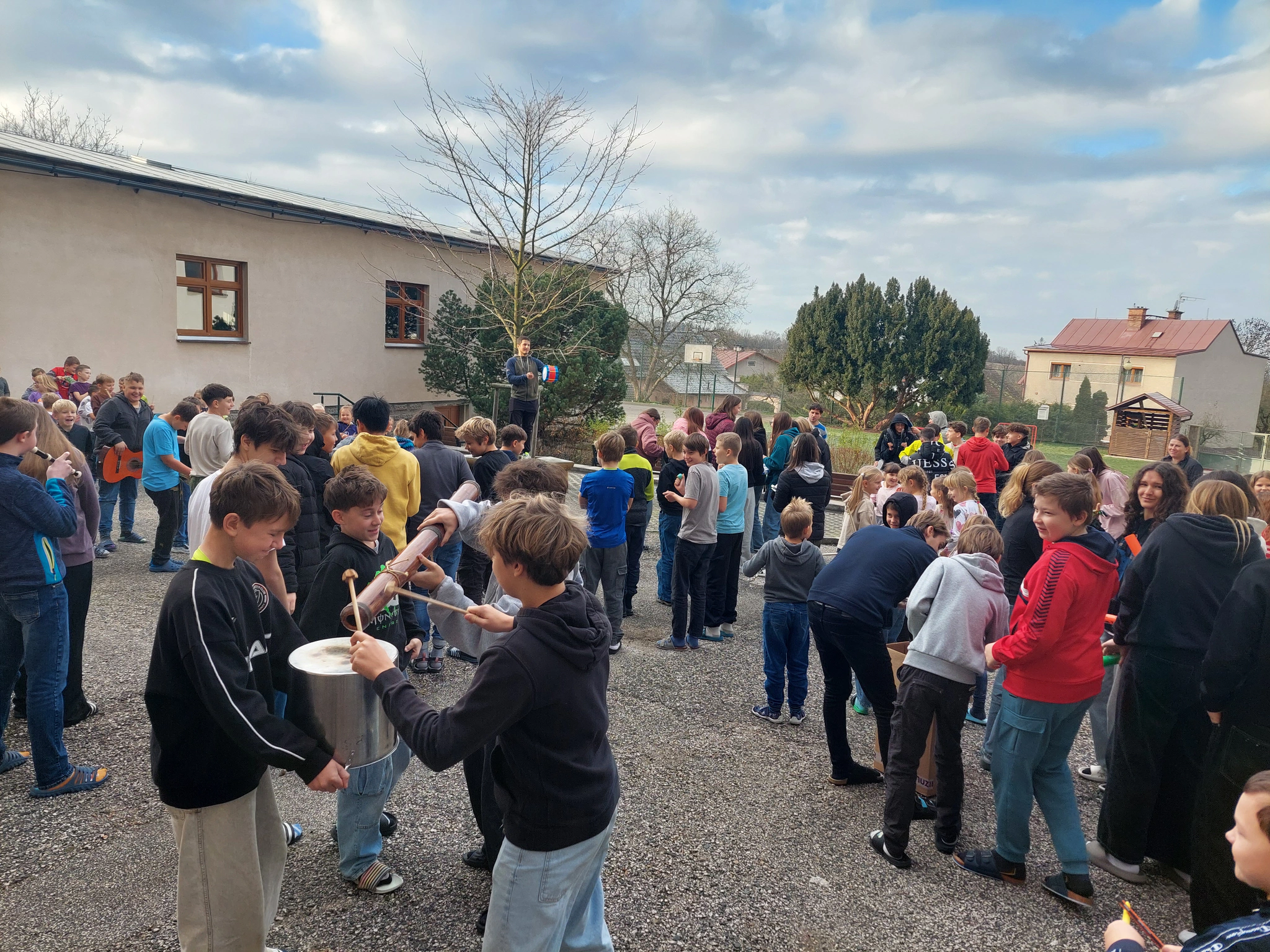 PŘIPOJILI JSME SE K TÝDNU ZA DĚTSTVÍ BEZ NÁSILÍ